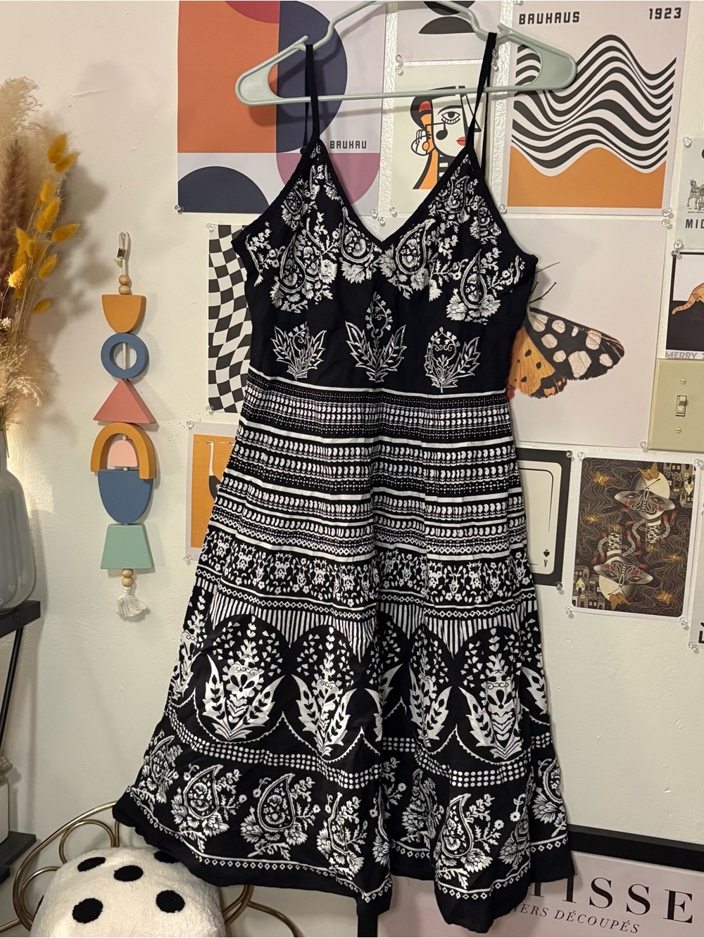 Magic Black & White Paisley Floral Boho Midi Dress